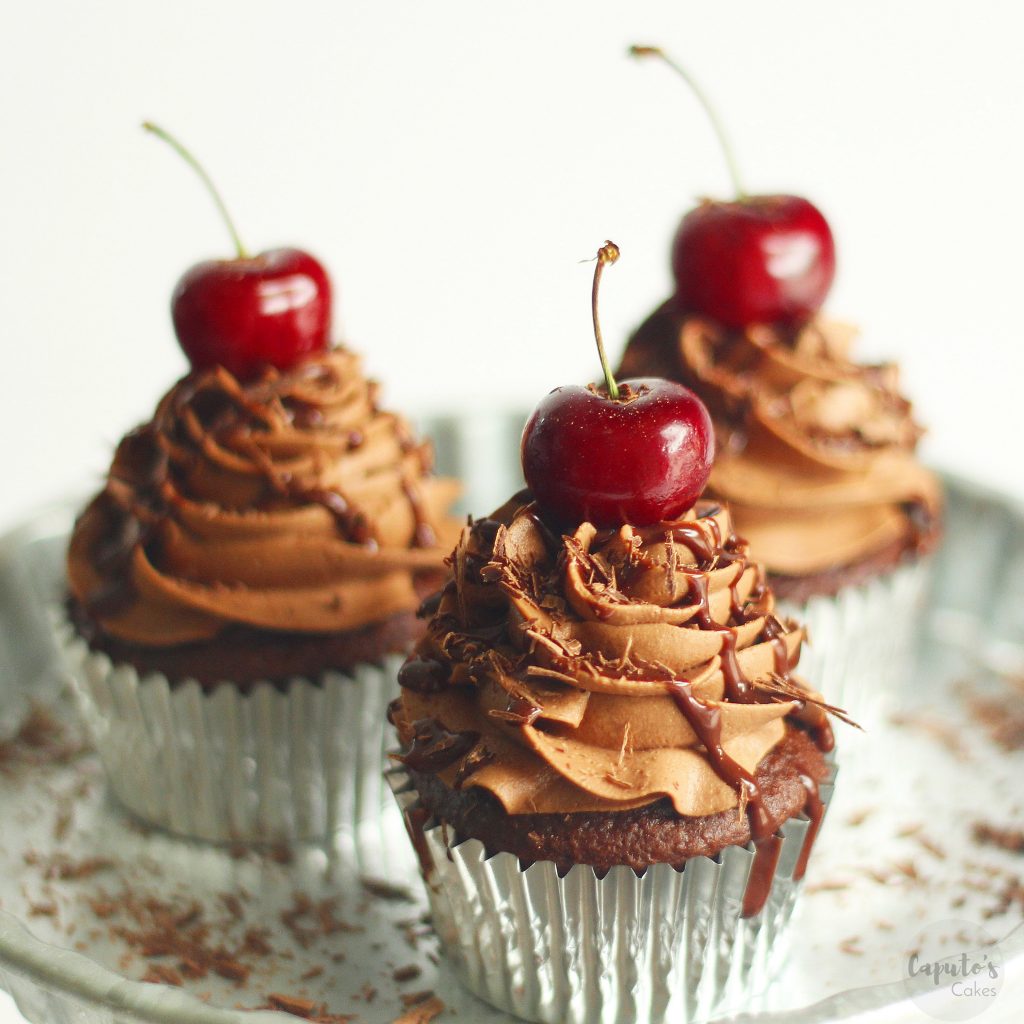 chocolate buttercream recipe, caputos cakes
