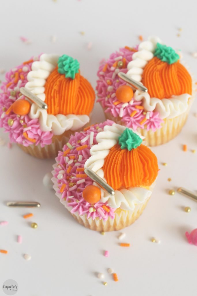 Making buttercream pumpkins on cakes and cupcakes. Caputo's Cakes. 
